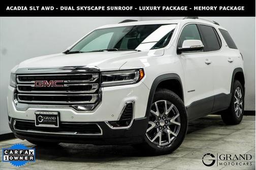 2023 GMC Acadia AWD SLT