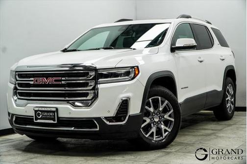 2023 GMC Acadia AWD SLT