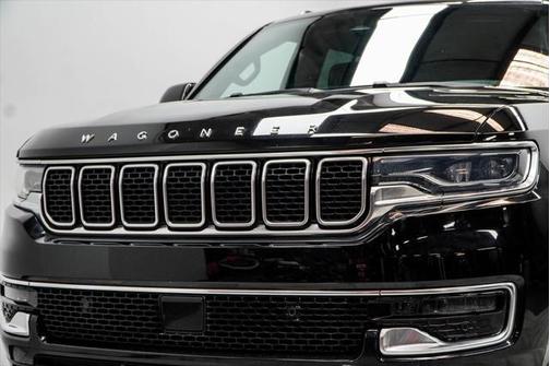 2023 Jeep Wagoneer L Series II 4x2