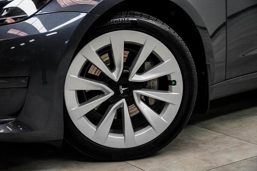 2023 Tesla Model 3 Standard Range