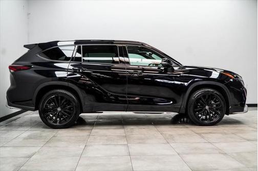 2024 Toyota Highlander XSE