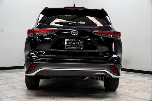 2024 Toyota Highlander XSE