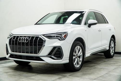 2025 Audi Q3 Premium 45 TFSI S line quattro Tiptronic