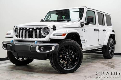 Bright White Clearcoat 2024 Jeep Wrangler 4xe Sahara
