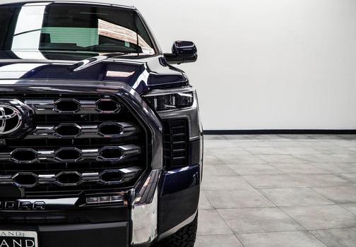 2022 Toyota Tundra Platinum
