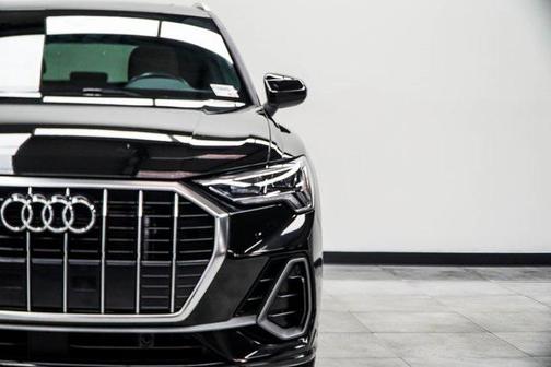 2023 Audi Q3 Premium 45 TFSI S line quattro Tiptronic