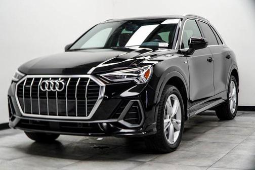 2023 Audi Q3 Premium 45 TFSI S line quattro Tiptronic