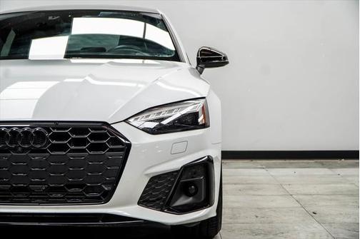 2022 Audi S5 3.0T Prestige