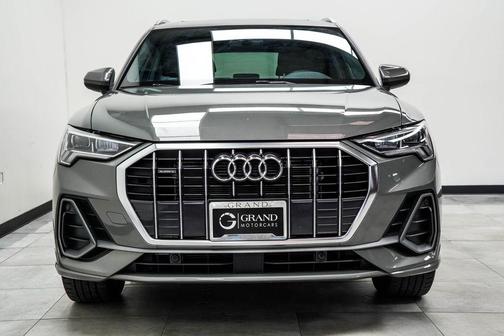Chronos Gray Metallic 2025 Audi Q3 Premium 45 TFSI S line quattro Tiptronic
