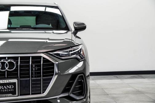 Chronos Gray Metallic 2025 Audi Q3 Premium 45 TFSI S line quattro Tiptronic