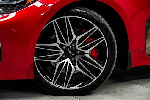 2023 Kia Stinger GT2