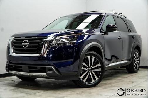 2023 Nissan Pathfinder Platinum 4WD