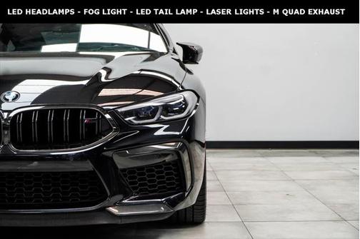 2022 BMW M8 Competition