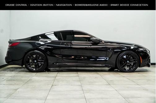 2022 BMW M8 Competition