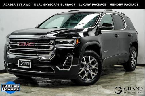 2023 GMC Acadia AWD SLT