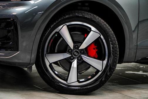 2024 Audi Q5 45 S line Premium Plus