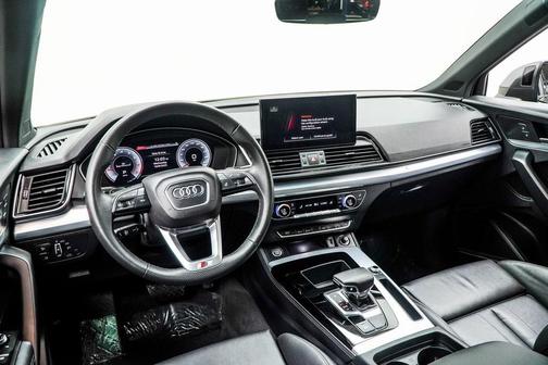 2024 Audi Q5 45 S line Premium Plus