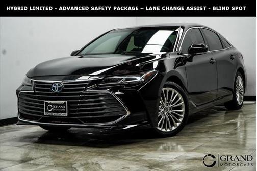 2022 Toyota Avalon Hybrid Limited