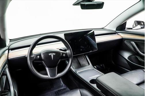 2022 Tesla Model 3 Standard Range