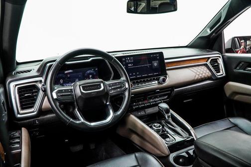 2024 GMC Canyon Denali