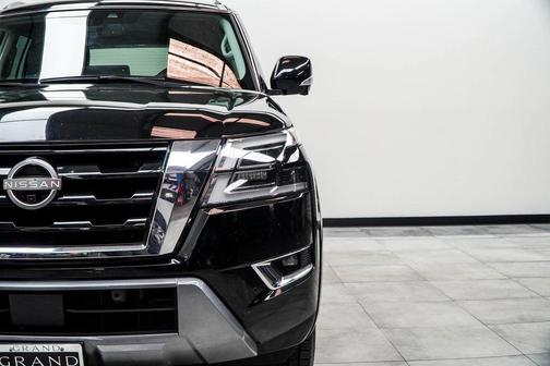 2023 Nissan Armada SL 4WD