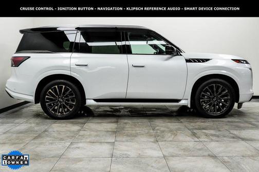 Radiant White/Black Obsidian 2026 INFINITI QX80 AUTOGRAPH AWD