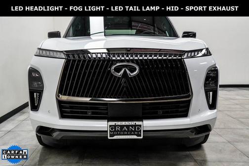 Radiant White/Black Obsidian 2026 INFINITI QX80 AUTOGRAPH AWD