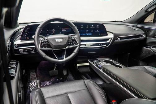 Argent Silver Metallic 2024 Cadillac LYRIQ Sport