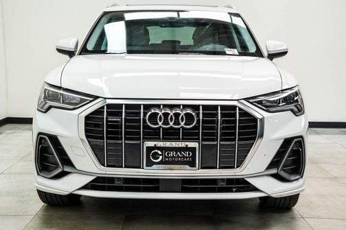 White 2024 Audi Q3 Premium 45 TFSI S line quattro Tiptronic