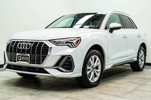 White 2024 Audi Q3 Premium 45 TFSI S line quattro Tiptronic