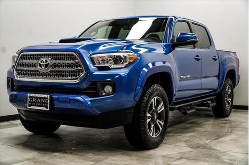 2017 Toyota Tacoma TRD Sport