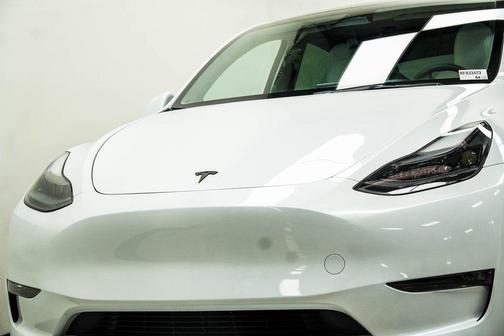 2024 Tesla Model Y Long Range Dual Motor All-Wheel Drive