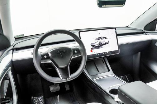 2024 Tesla Model Y Long Range Dual Motor All-Wheel Drive