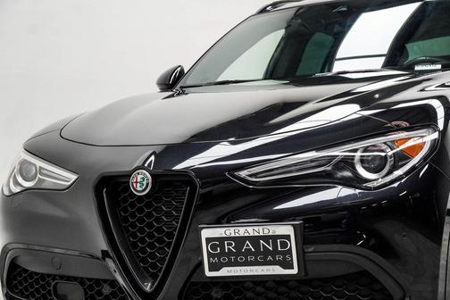 2022 Alfa Romeo Stelvio Ti