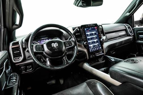 Diamond Black Crystal Pearlcoat 2019 RAM 3500 Laramie Mega Cab 4x4 6'4' Box