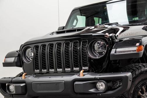 Black Clearcoat 2023 Jeep Wrangler Rubicon 392