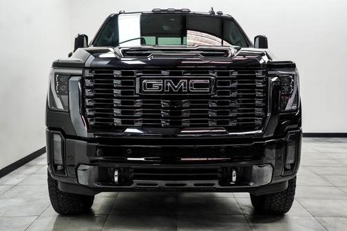 2024 GMC Sierra 3500 Denali
