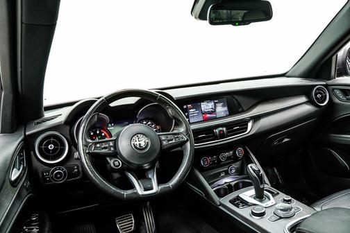 2023 Alfa Romeo Stelvio Ti