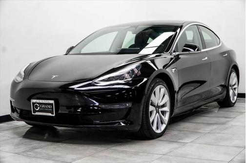 2020 Tesla Model 3 Long Range
