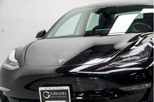 2020 Tesla Model 3 Long Range