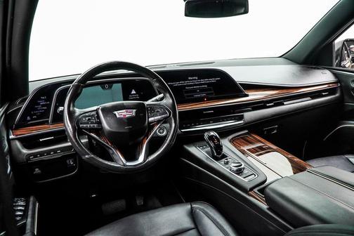 2023 Cadillac Escalade Luxury