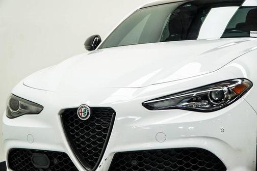 2022 Alfa Romeo Giulia Ti