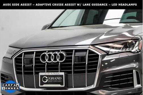 2024 Audi Q7 45 Premium Plus