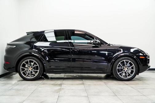 2021 Porsche Cayenne Turbo