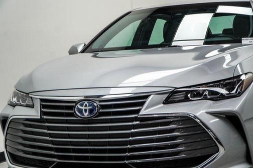 2021 Toyota Avalon Hybrid XLE Plus