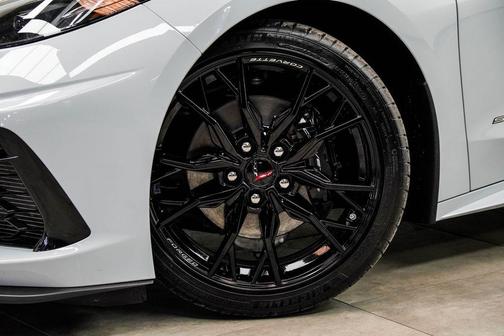 Ceramic Matrix Gray Metallic 2023 Chevrolet Corvette Stingray w/2LT