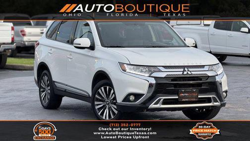 2019 Mitsubishi Outlander SE