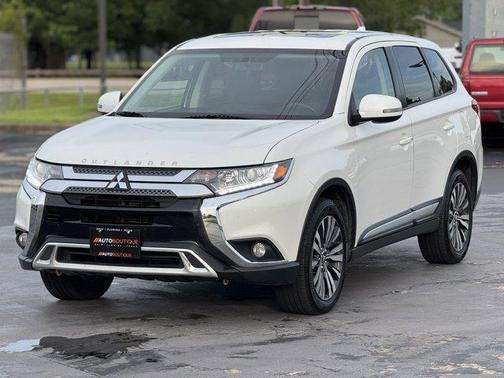 2019 Mitsubishi Outlander SE