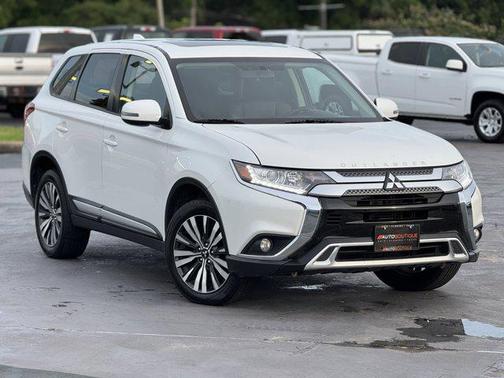 2019 Mitsubishi Outlander SE