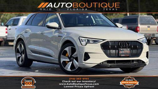 2022 Audi e-tron Premium Plus
